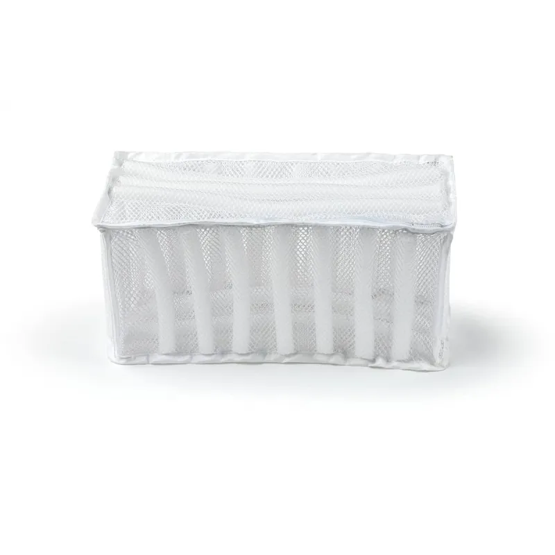 Bolsa protectora para deportivas en lavadora...