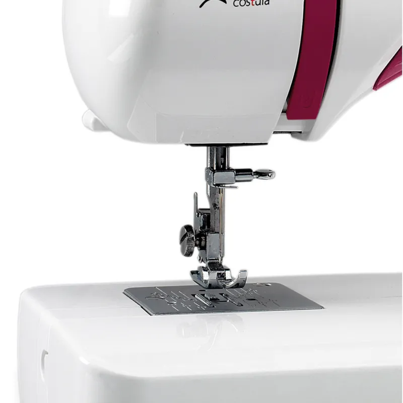 Máquina de coser MC695