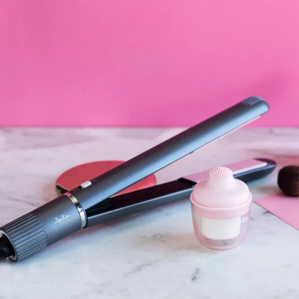 Plancha de pelo cerámica + cepillo facial de regalo JBSE2101